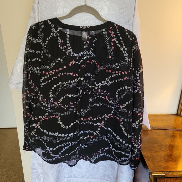 BUY 3, get 1 FREE (SEE DETAILS), Christopher and Banks Top  (313) - Picture 2 of 7